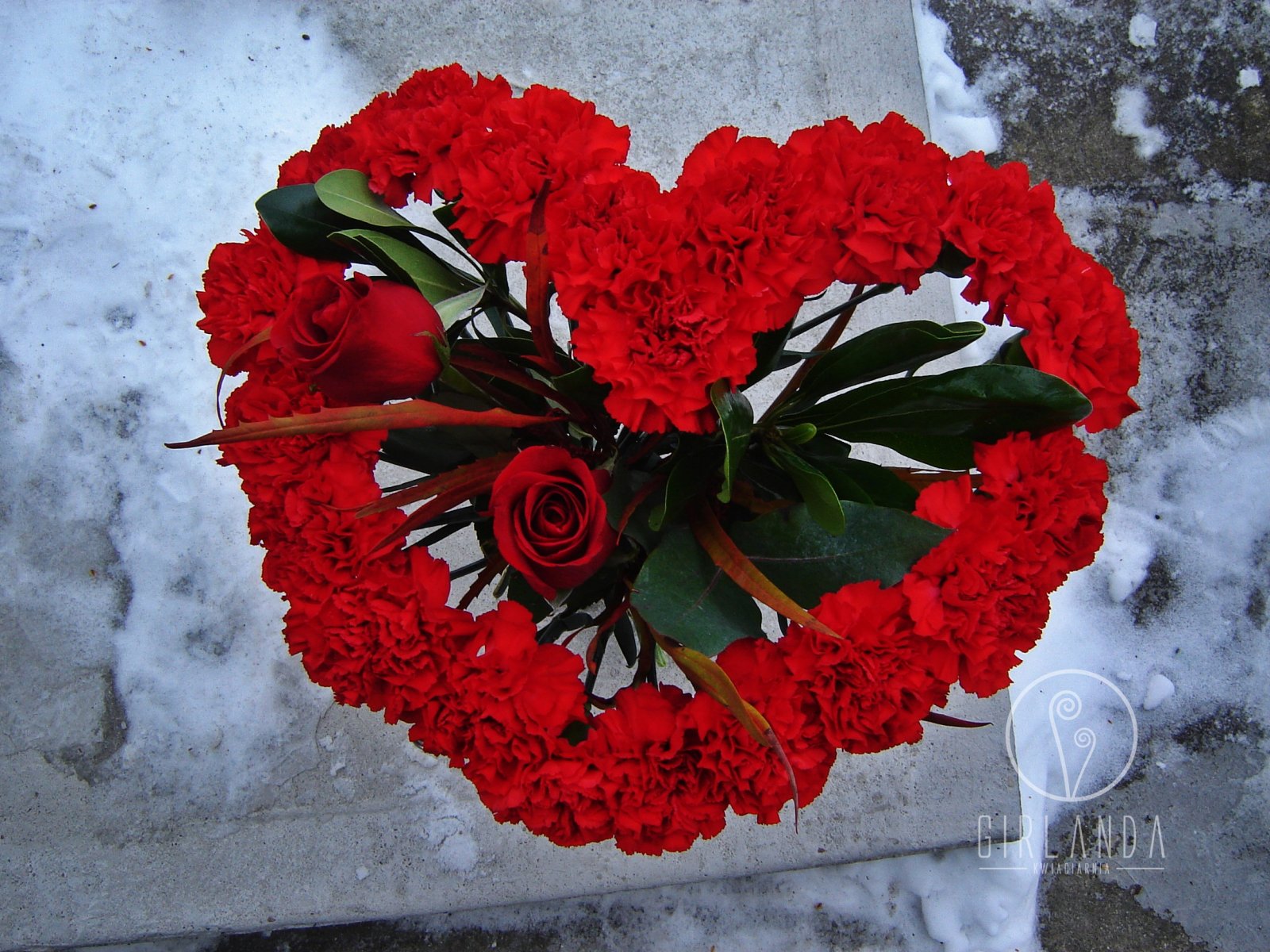 Duże serce w kształcie bukietu z kwiaciarni internetowej Białystok