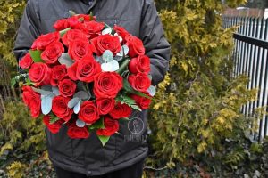 bukiet zaręczynowy z róż